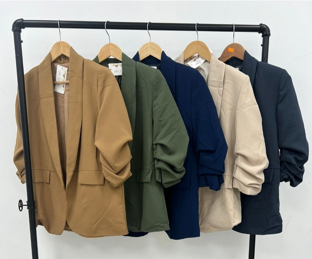 INDIE 3/4 Rouched Sleeve Blazer