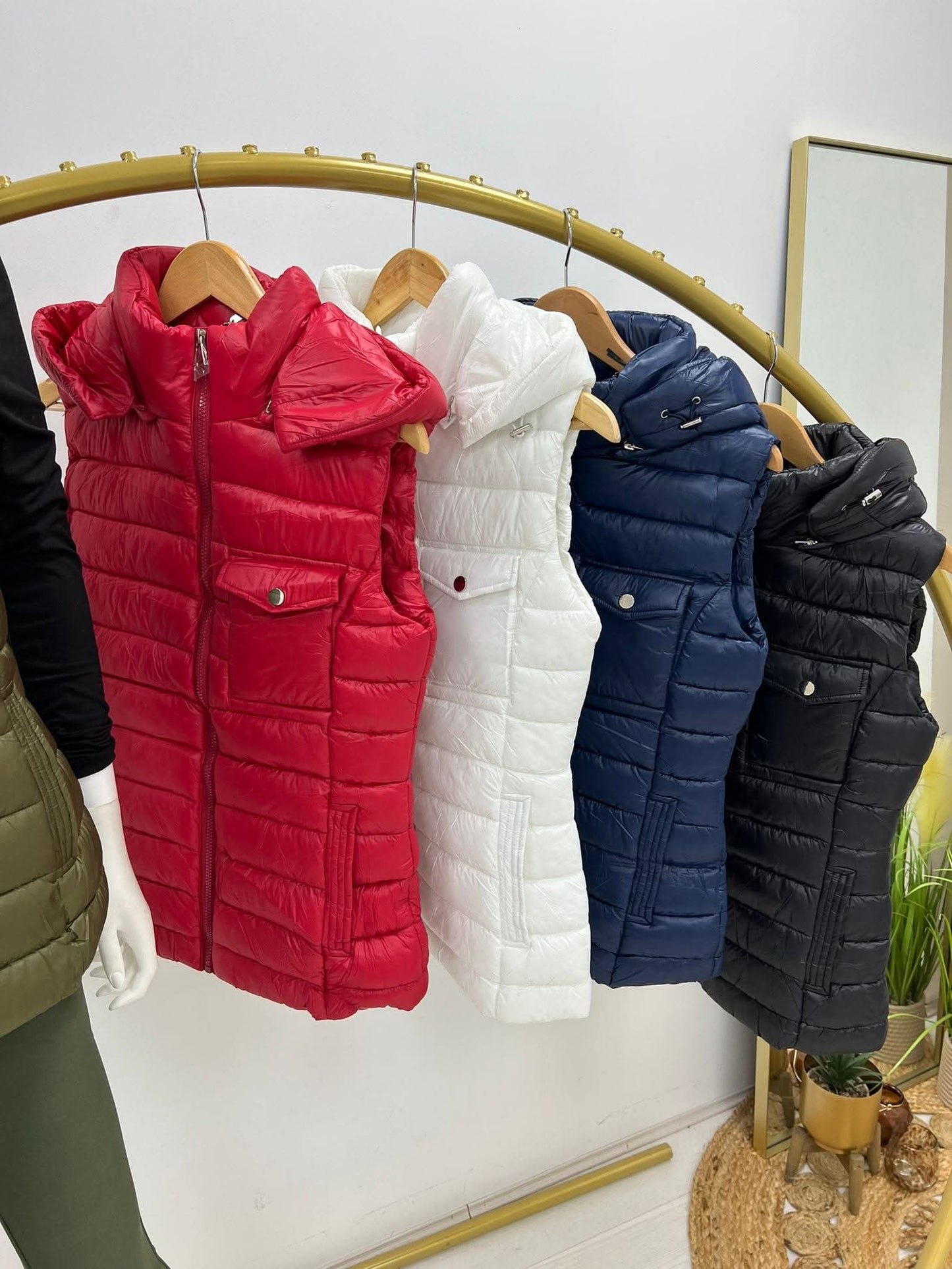 LEXY High Shine Short Hooded Gillet