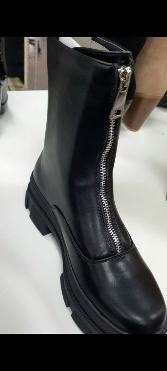 FARRAH Zip Front Black Boots