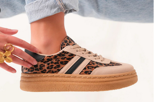 IZZY Leopard Trainers