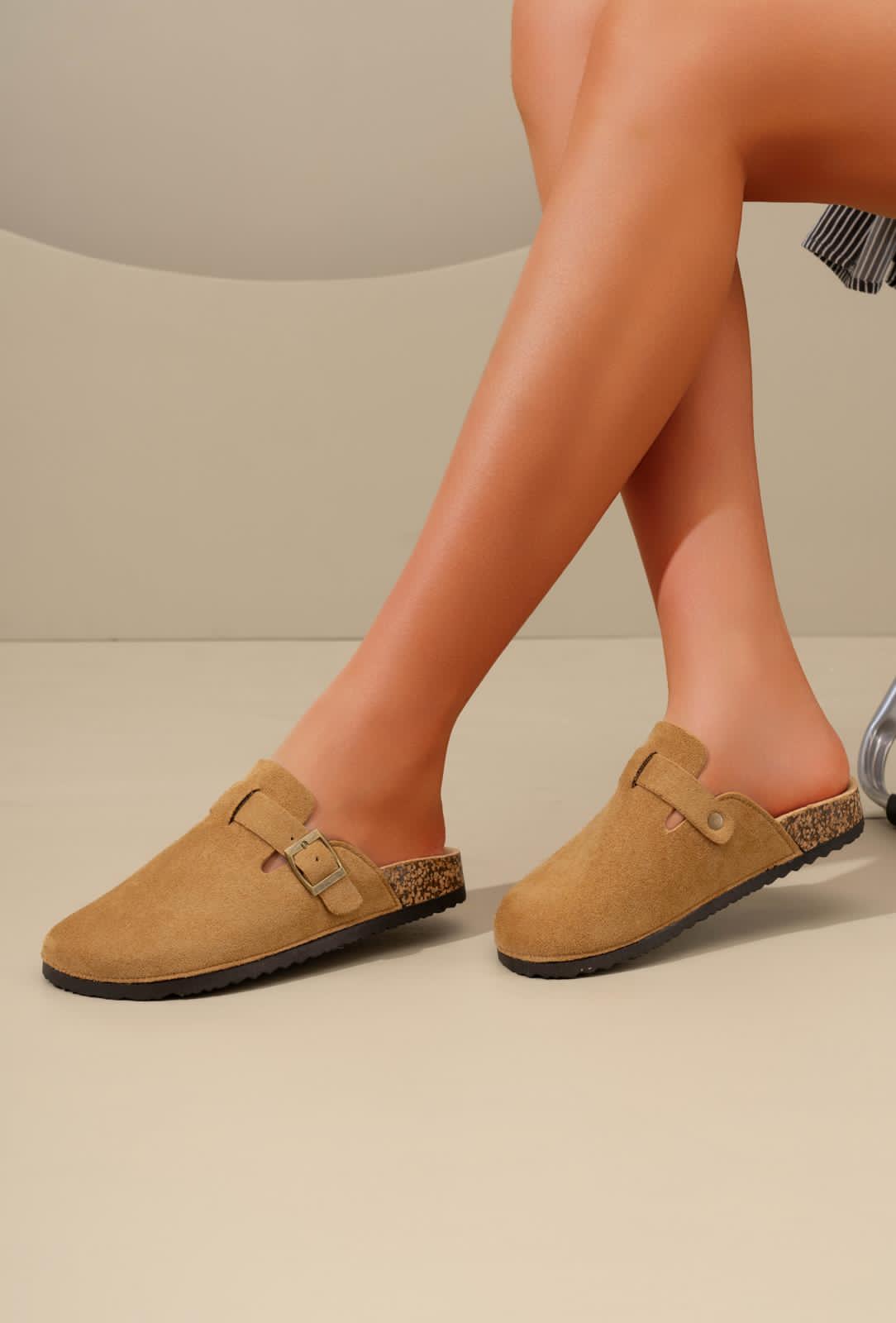 PIPER Suede Clogs