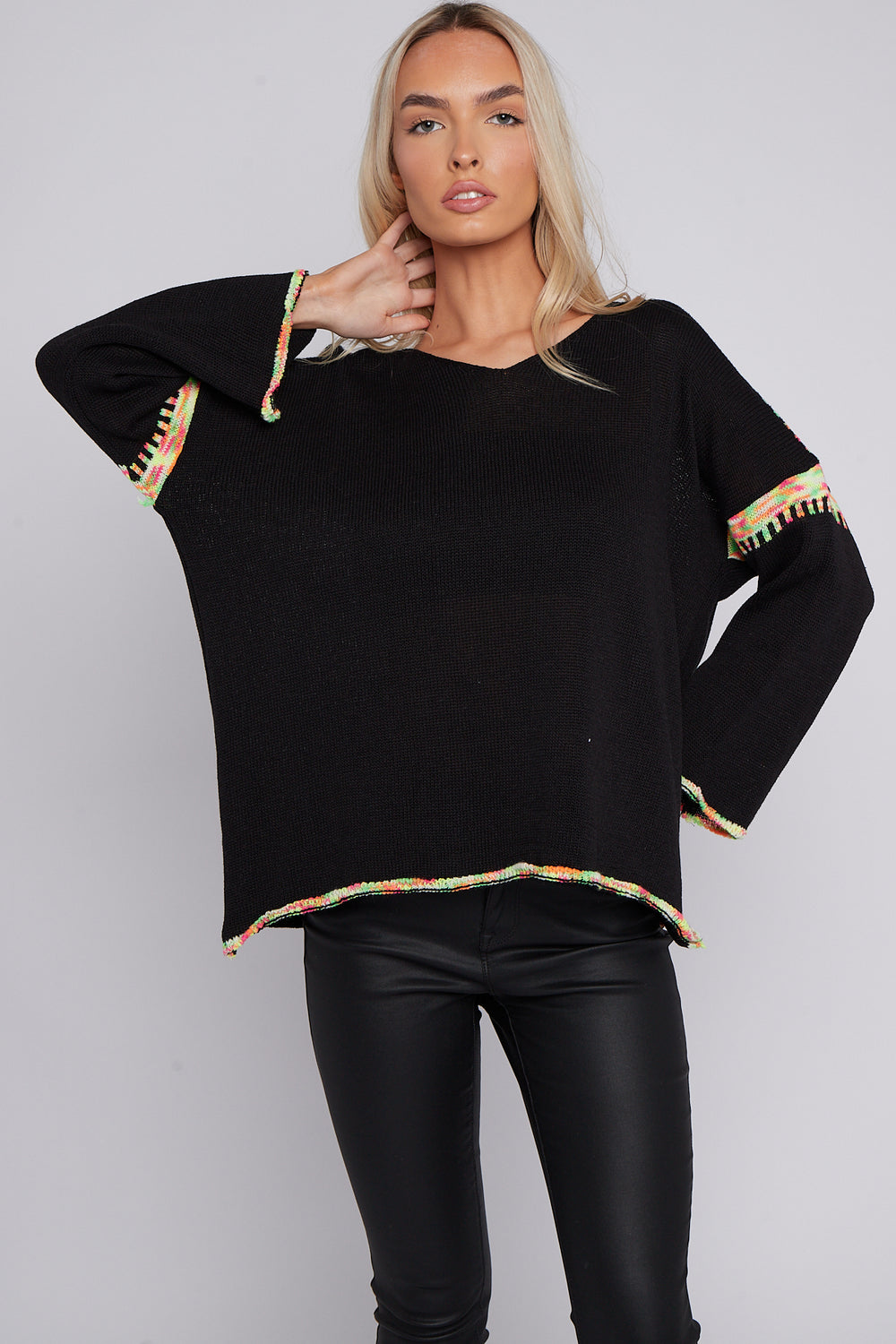 NELLY Black/Neon Knit