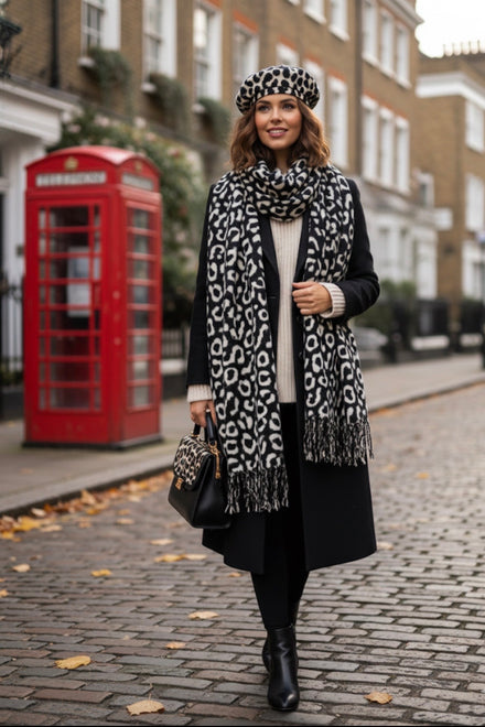 Soft Feel Leopard Print Scarf