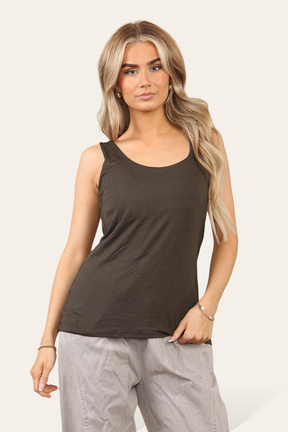 RIHANNA Basic Vest